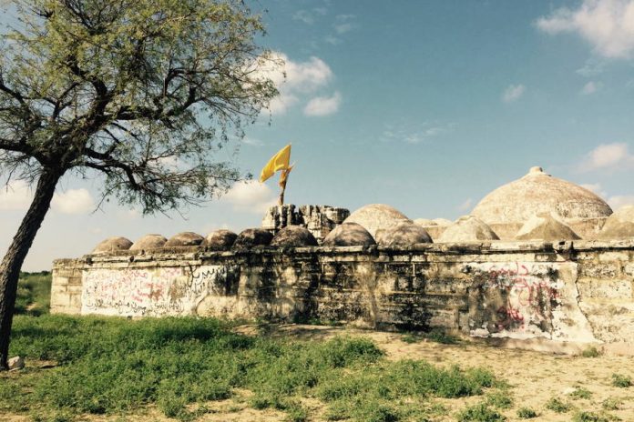 achalgarh-fort-mount-abu