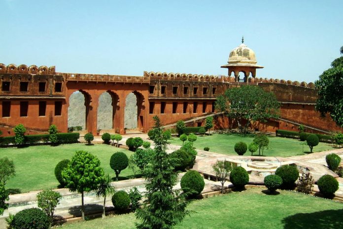 jaigarh-fort