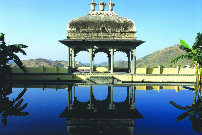 palace-of-devi-garh